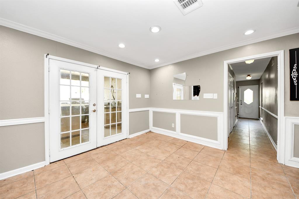 2002 Saddlecreek Drive, Houston, Texas image 24