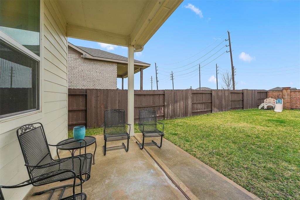 12526 Sabine Point Drive, Humble, Texas image 24