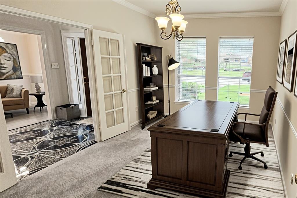 308 Woodstream Circle, Friendswood, Texas image 4