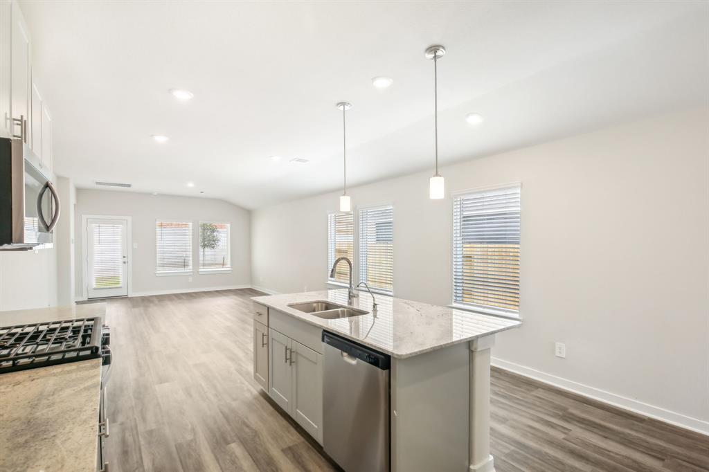 17913 Stone Terrace Court, Montgomery, Texas image 4