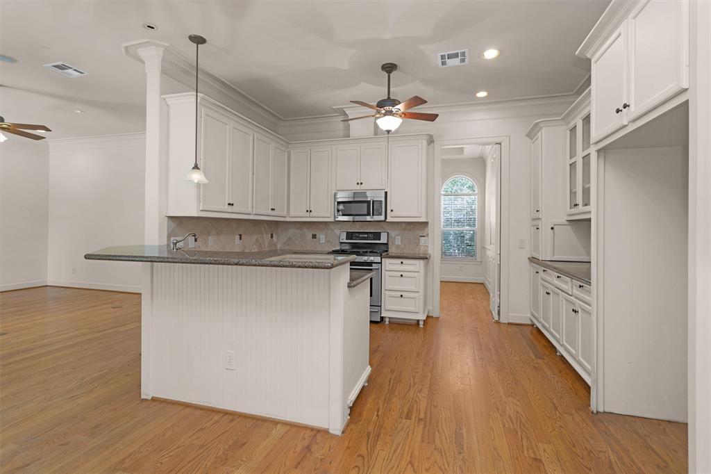 12689 Longmire Way, Conroe, Texas image 18
