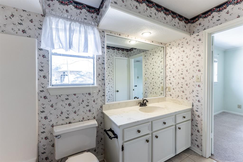 18 Village Hill Drive, Conroe, Texas image 26