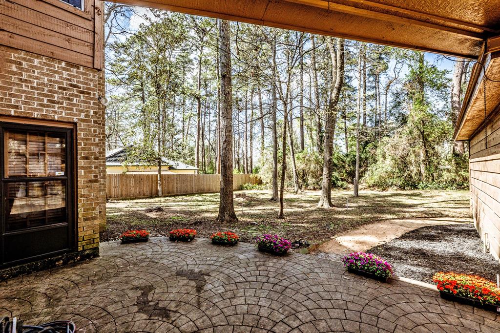 18 Village Hill Drive, Conroe, Texas image 35