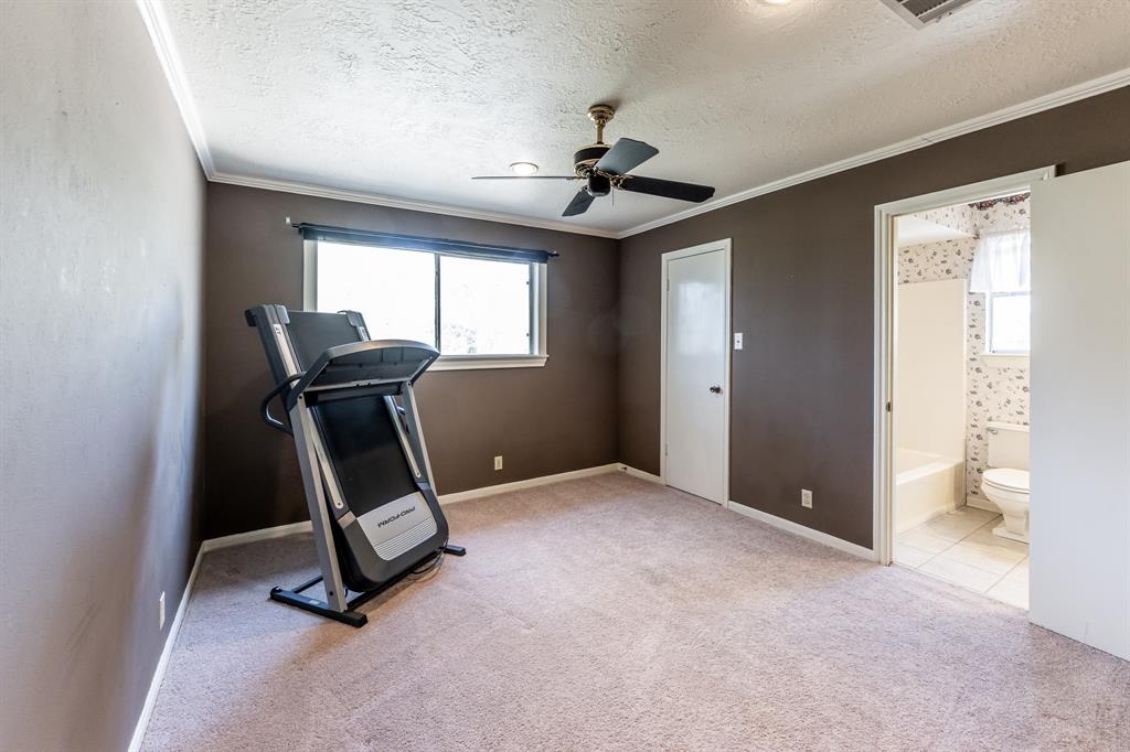 18 Village Hill Drive, Conroe, Texas image 27