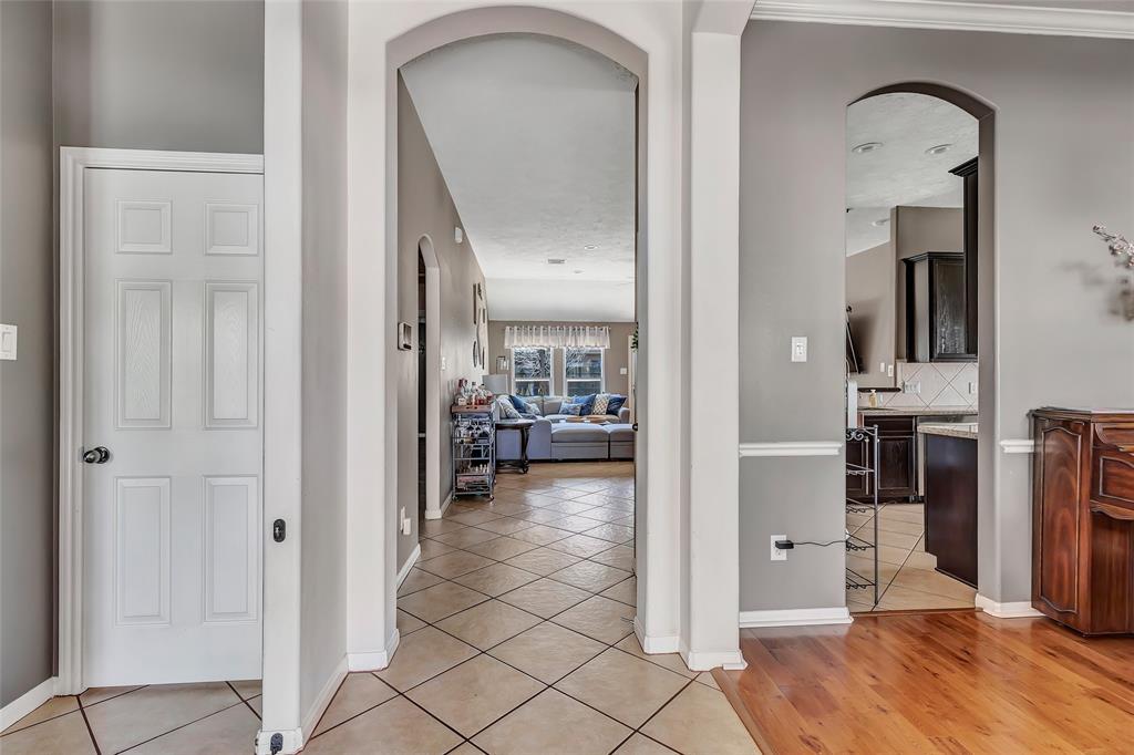 19111 Sprintwood Court, Humble, Texas image 9