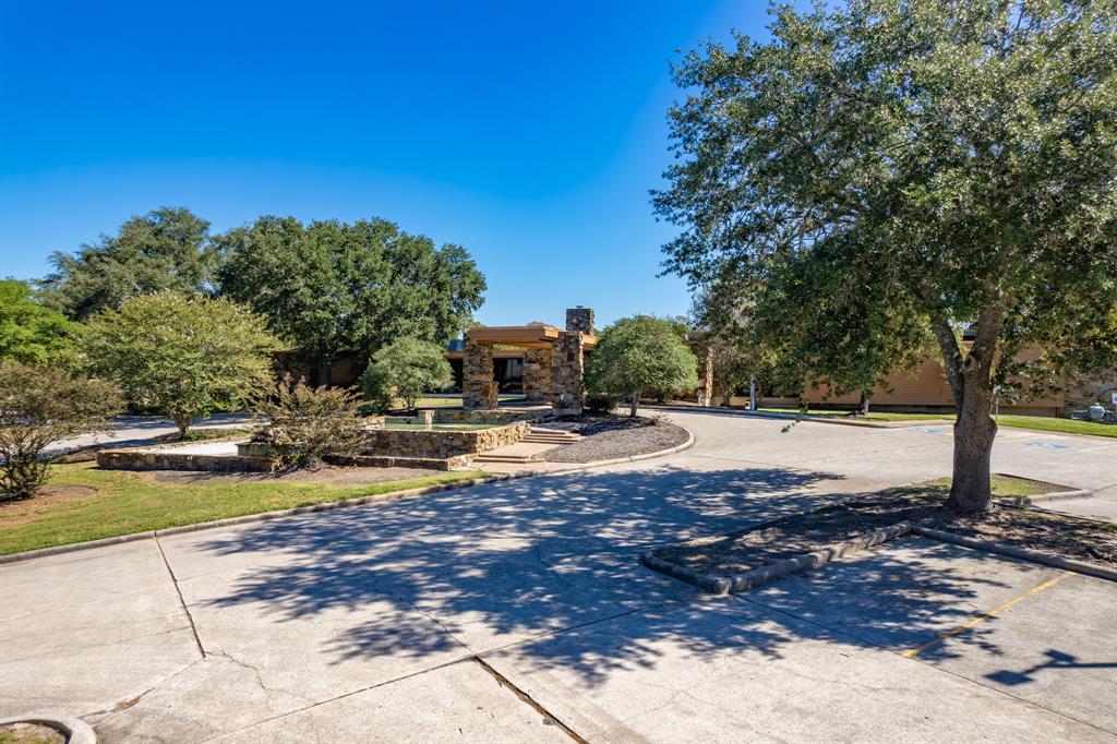 19111 Sprintwood Court, Humble, Texas image 41