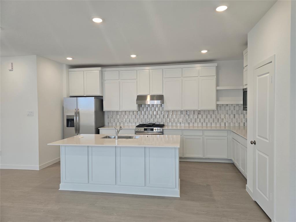 6655 Sunset Velvet Drive, Katy, Texas image 3