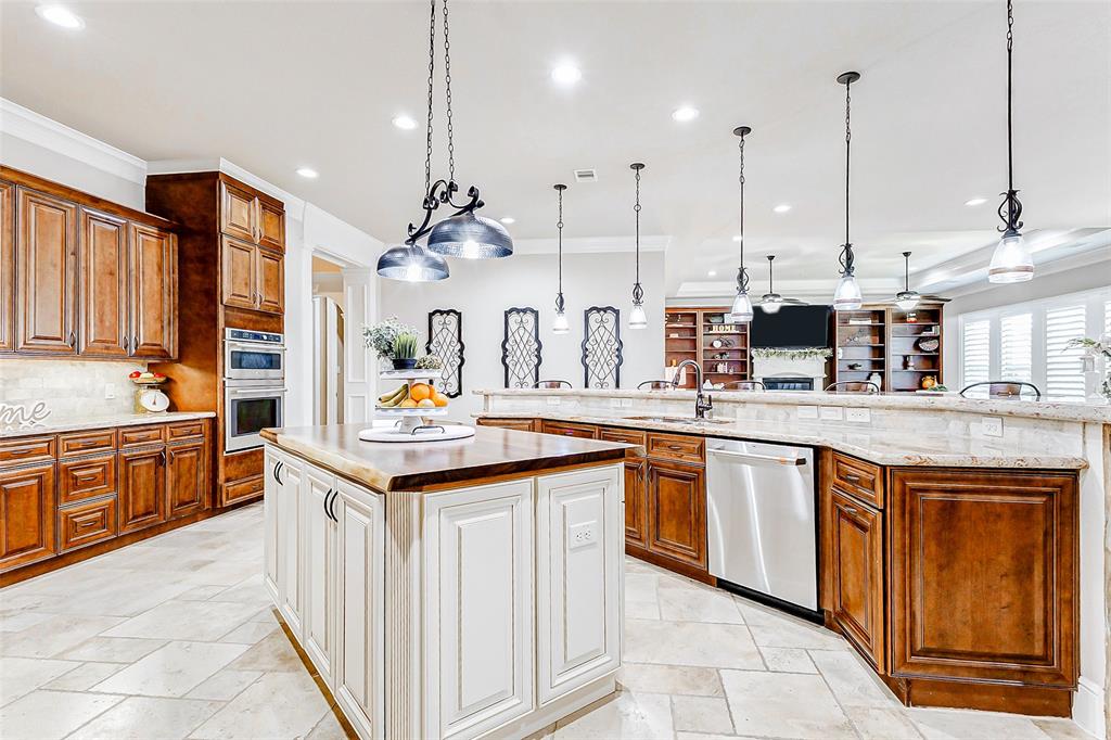 32811 Warbler Court, Fulshear, Texas image 12