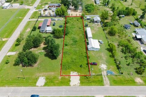 Photo of 1257 County Road 3558, Cleveland, TX 77327 (MLS # 10664634) Photo of 1257 County Road 3558, Cleveland, TX 77327 (MLS # 10664634)