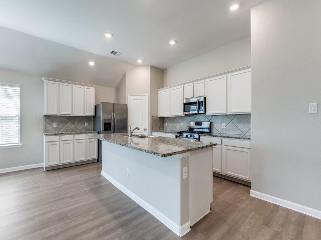 3230 Driftwood Meadow Lane, Richmond, Texas image 9