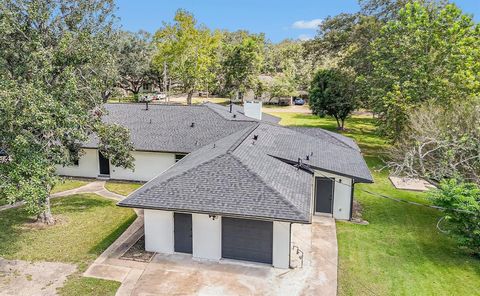 A home in Alvin