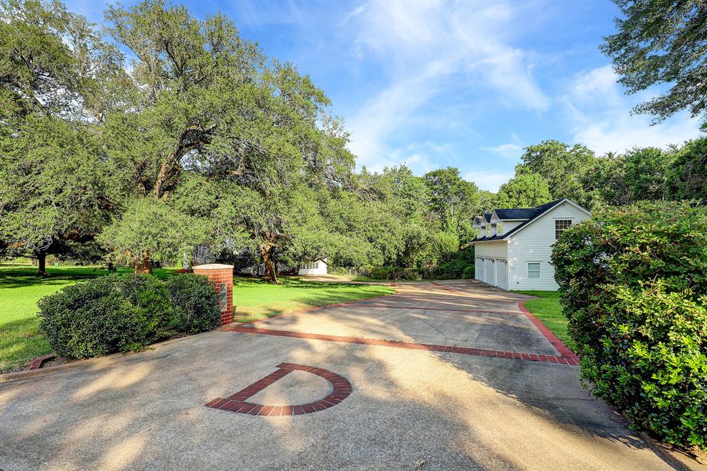 1711 Pleasant Street, Huntsville, Texas image 4