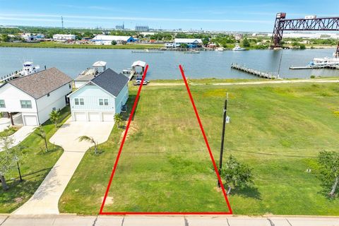 Vacant Land For Sale - 000 W 2nd Street<br/> Freeport, TX 77541