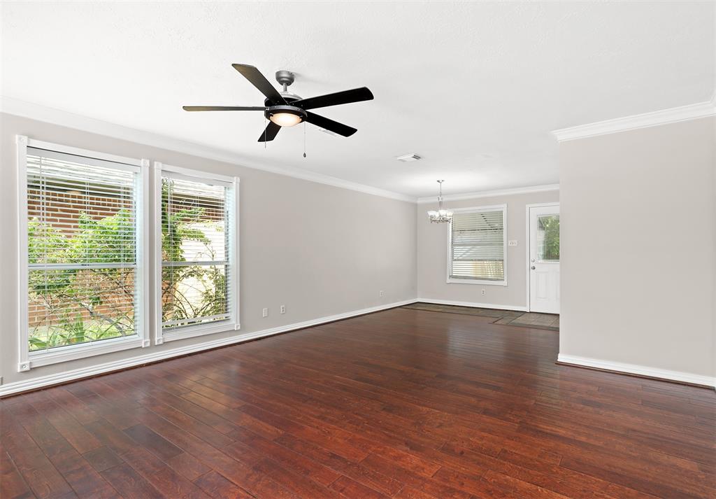 4714 Hawthorne Street, Seabrook, Texas image 4