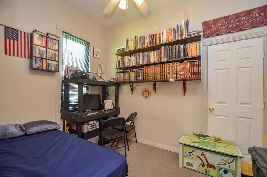 712 Higgins Street, Humble, Texas image 32