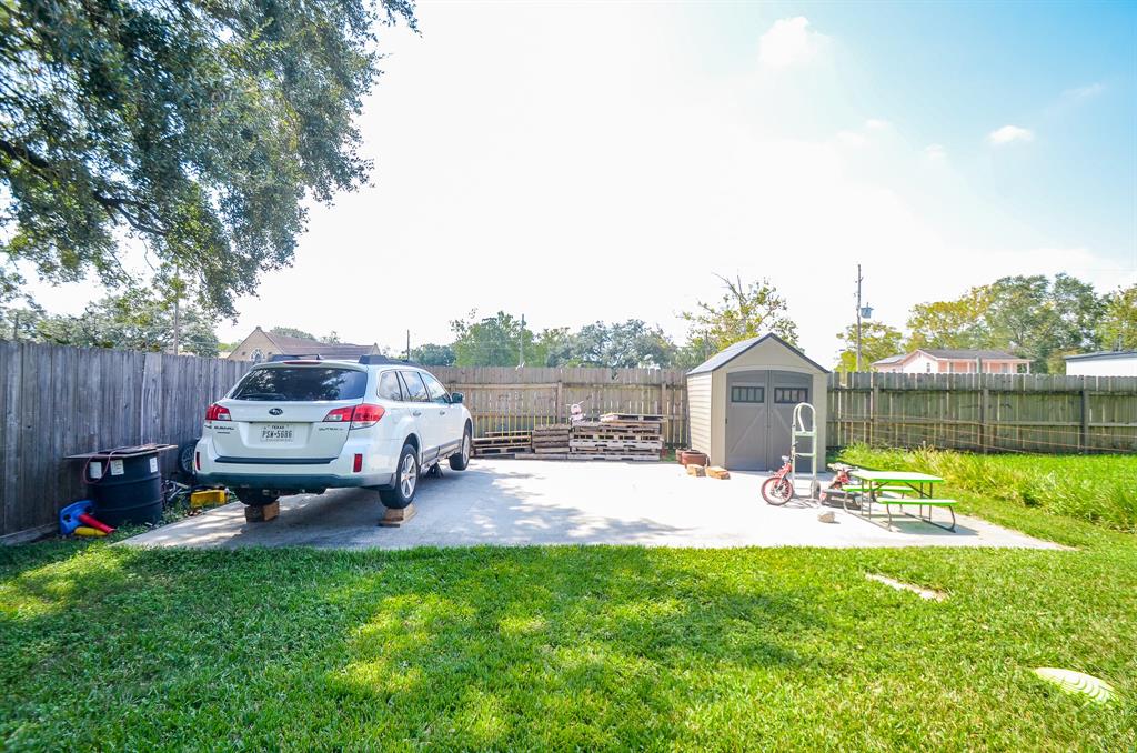 712 Higgins Street, Humble, Texas image 42