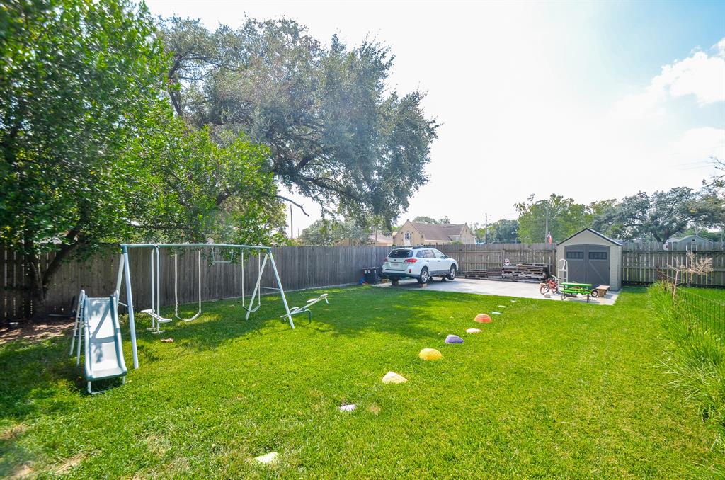 712 Higgins Street, Humble, Texas image 40