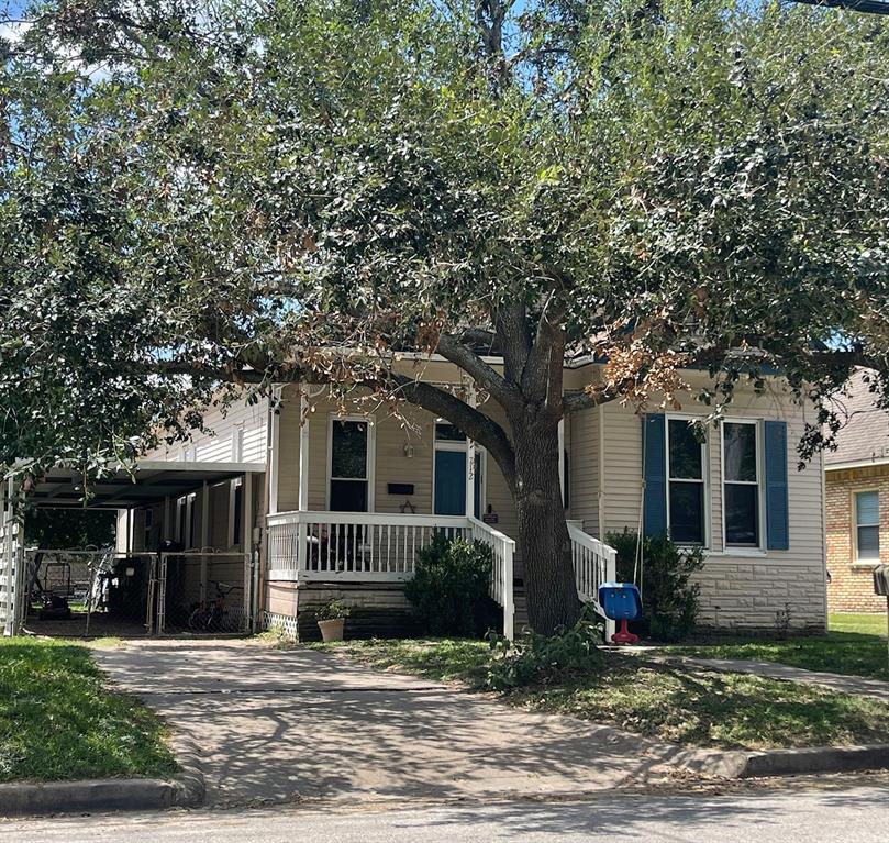 712 Higgins Street, Humble, Texas image 2