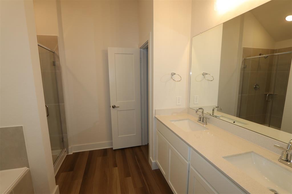 593 Copper Springs Drive, Magnolia, Texas image 3