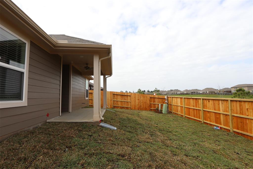 593 Copper Springs Drive, Magnolia, Texas image 15