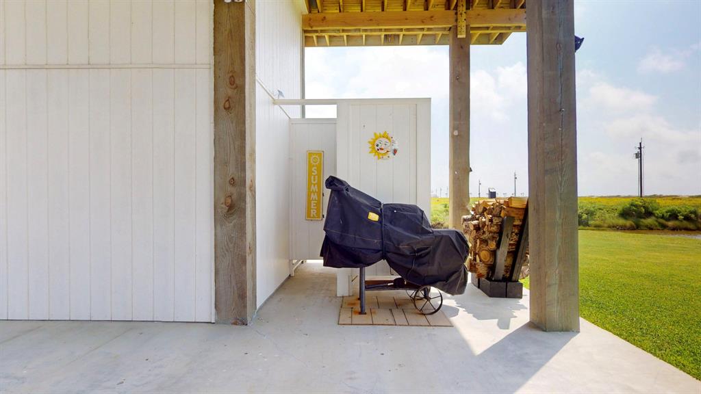 810 Casa Drive, Crystal Beach, Texas image 37