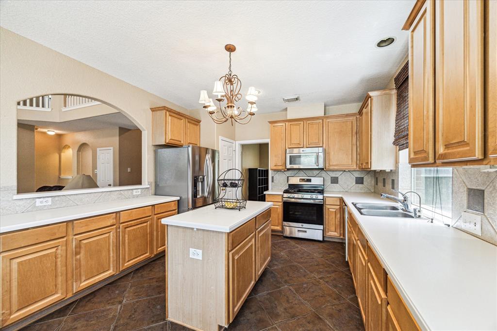 3119 Five Oaks Drive, Missouri City, Texas image 16