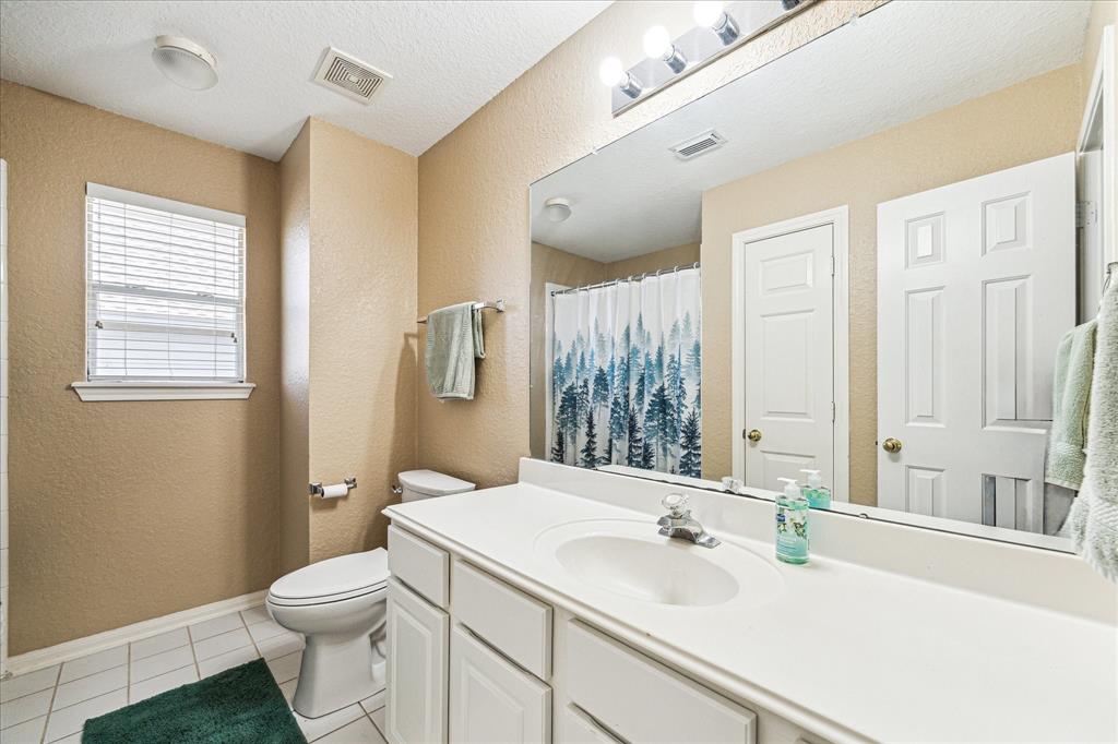 3119 Five Oaks Drive, Missouri City, Texas image 32
