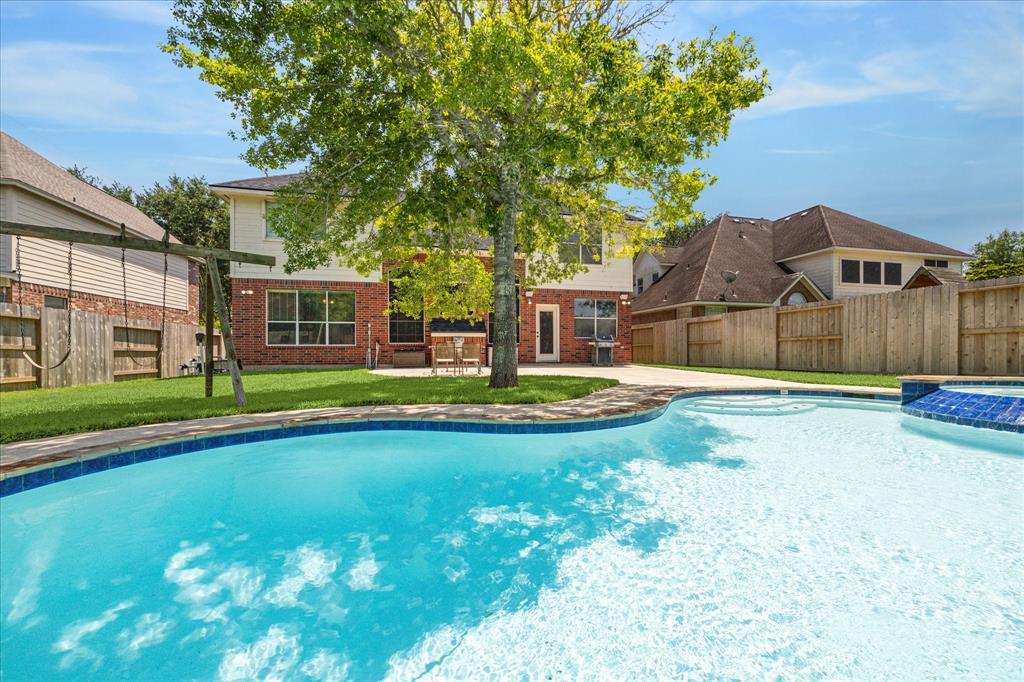 3119 Five Oaks Drive, Missouri City, Texas image 35