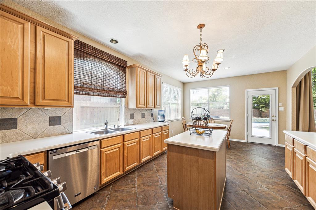 3119 Five Oaks Drive, Missouri City, Texas image 18