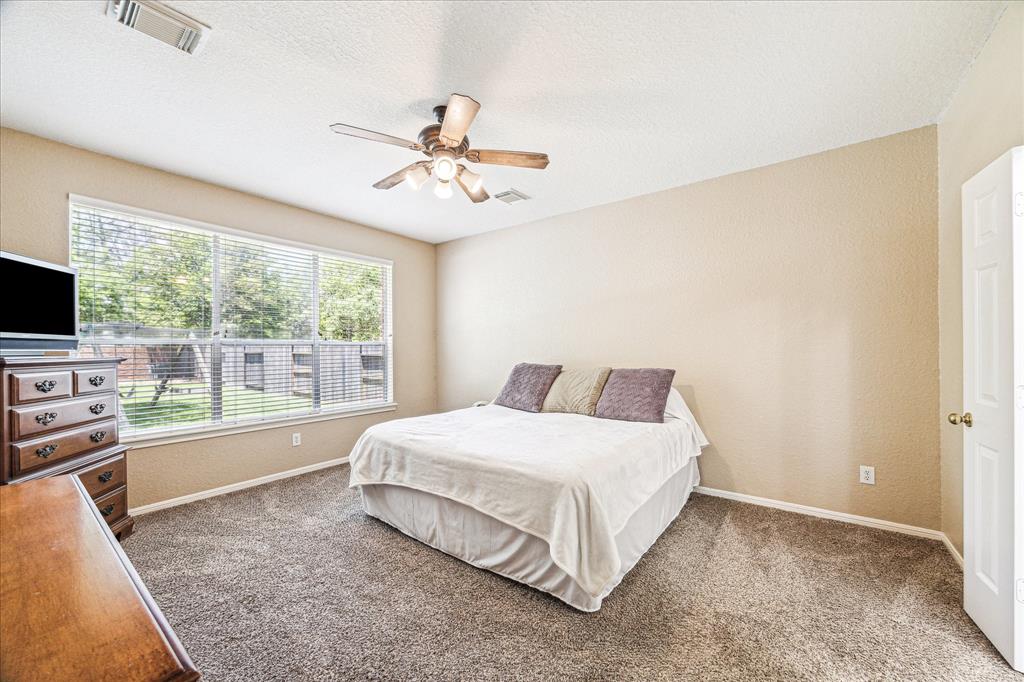 3119 Five Oaks Drive, Missouri City, Texas image 20