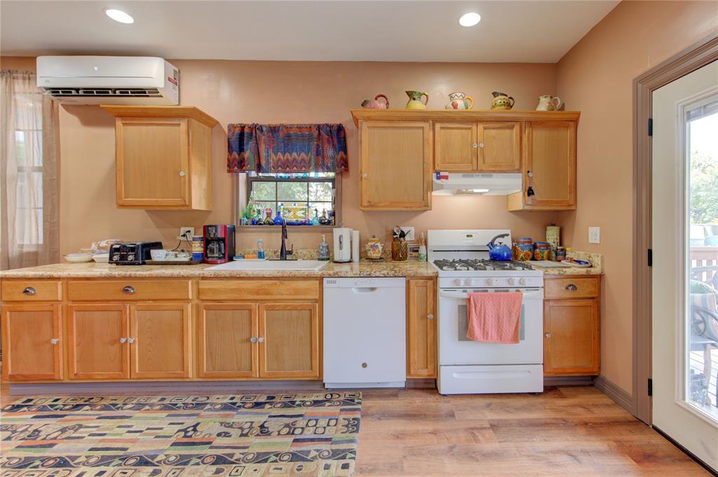 120 Rebecca Street, Houston, Texas image 19