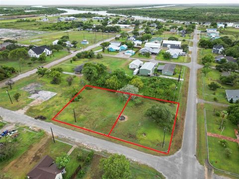 Photo of 684 Mulberry Street Street, Matagorda, TX 77457 (MLS # 65491330)