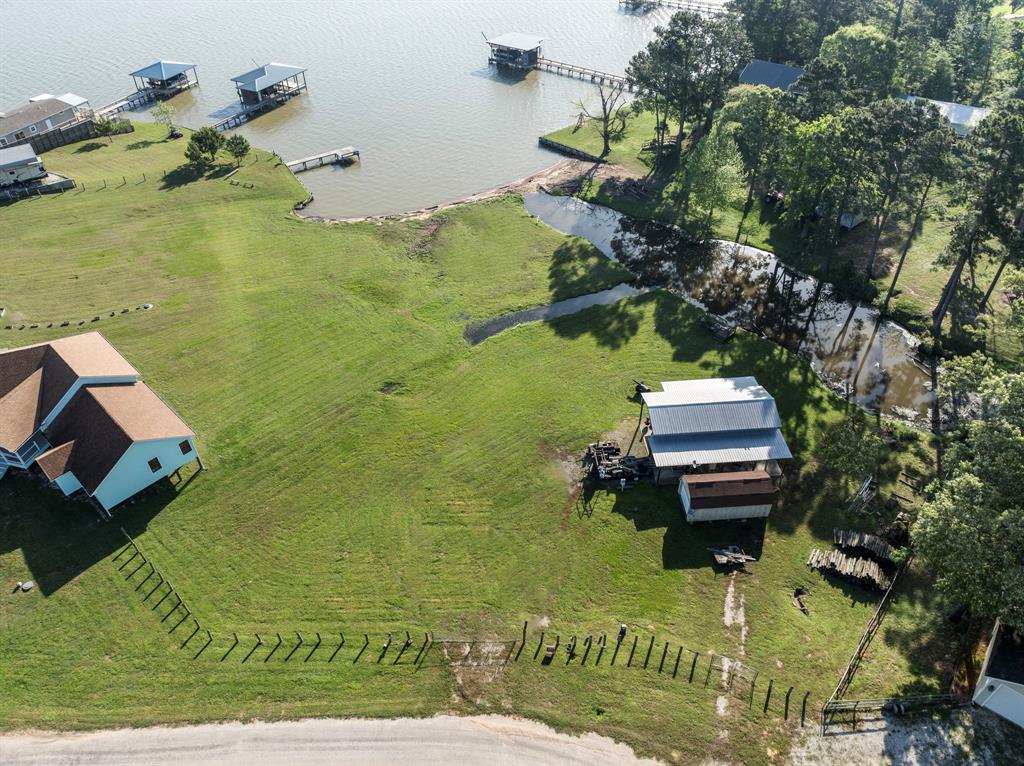 500 Lagoon Drive, Point Blank, Texas image 4