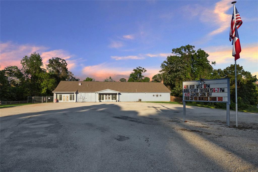 500 Lagoon Drive, Point Blank, Texas image 7