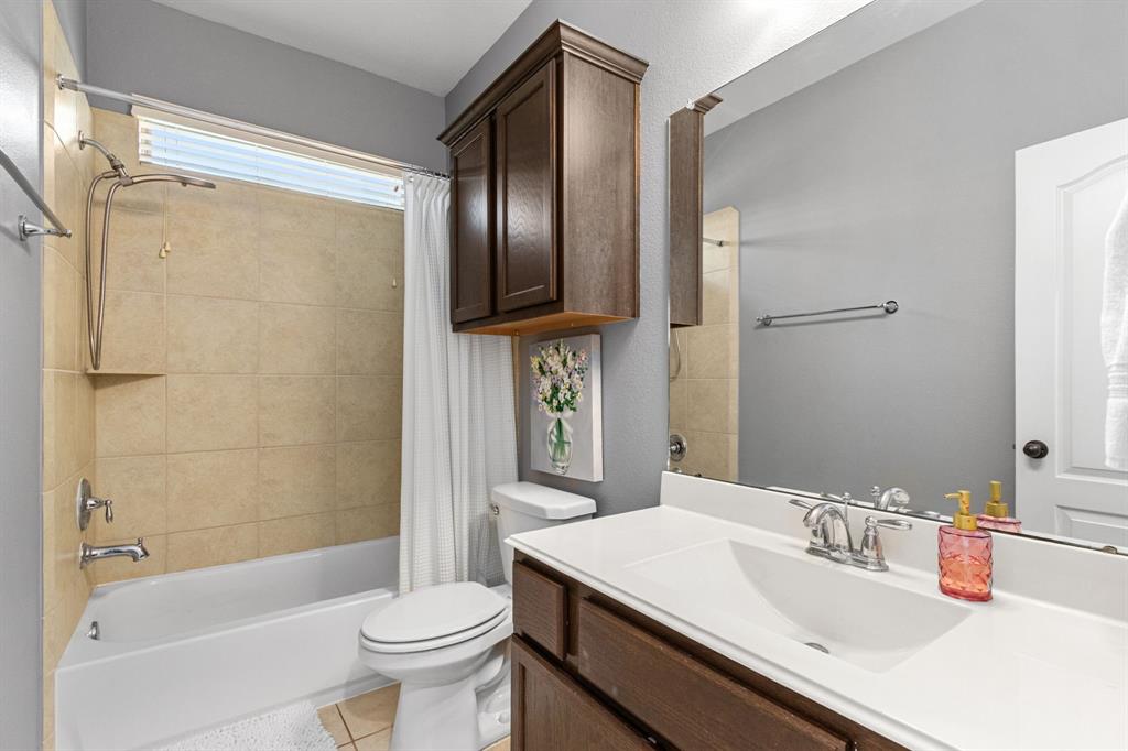 511 Summer Acres Court, Rosenberg, Texas image 24