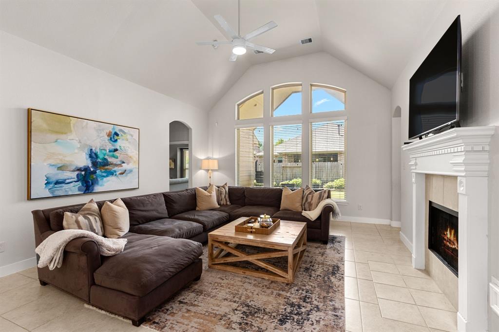 511 Summer Acres Court, Rosenberg, Texas image 19