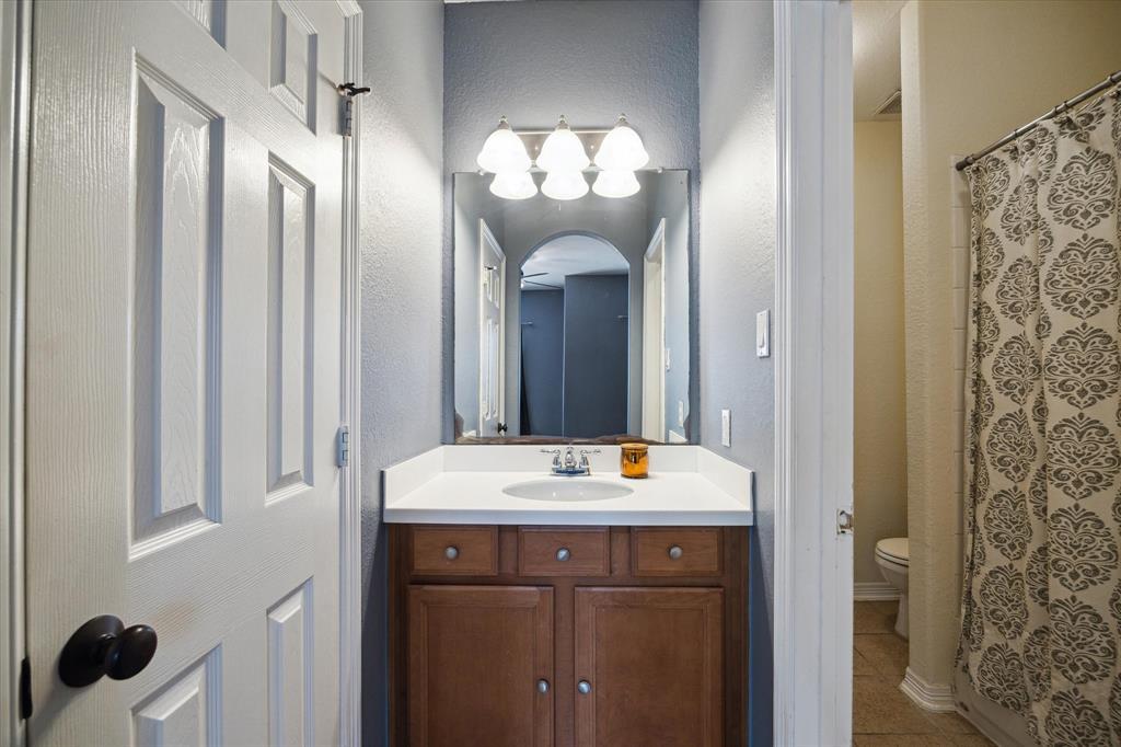 8718 Stowe Creek Lane, Missouri City, Texas image 30