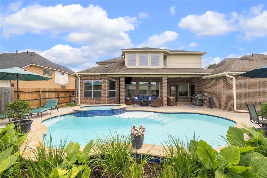 8718 Stowe Creek Lane, Missouri City, Texas image 37