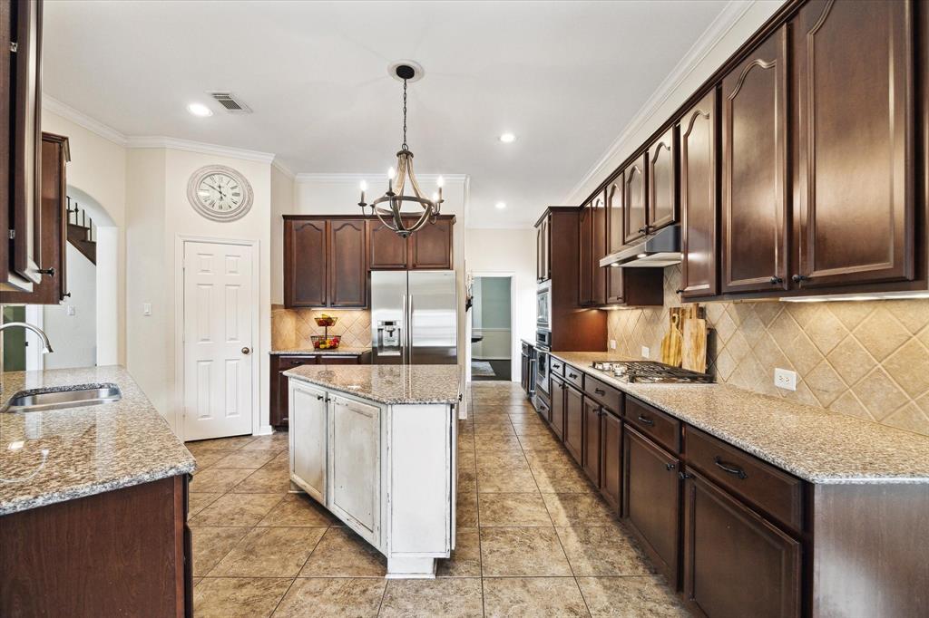 8718 Stowe Creek Lane, Missouri City, Texas image 16
