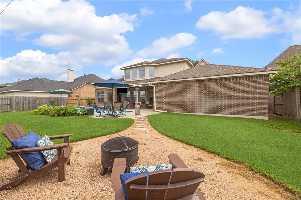 8718 Stowe Creek Lane, Missouri City, Texas image 36