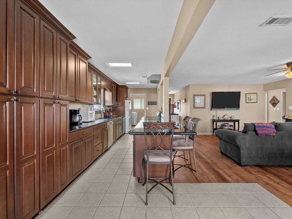 517 Swordfish Lane, Surfside Beach, Texas image 16