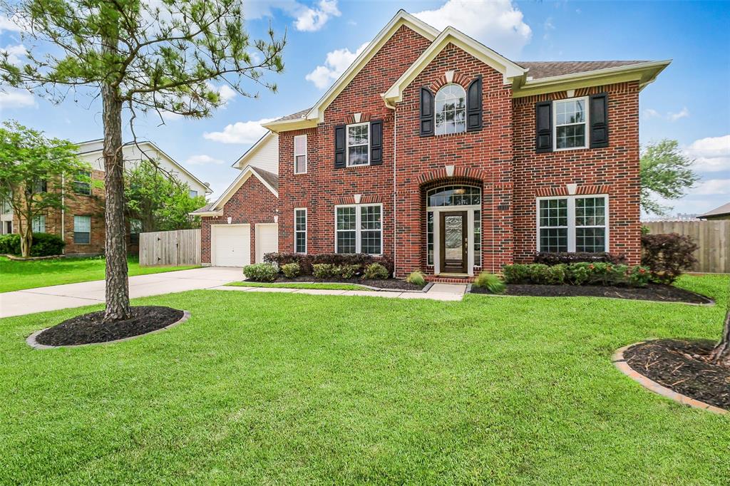 1416 Blueberry Lane, Friendswood, Texas image 2