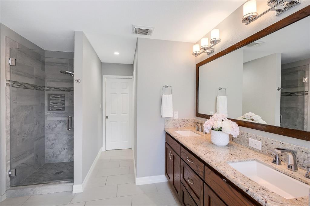 1416 Blueberry Lane, Friendswood, Texas image 21