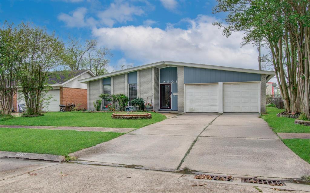 2508 Grape Lane, Pasadena, Texas image 1