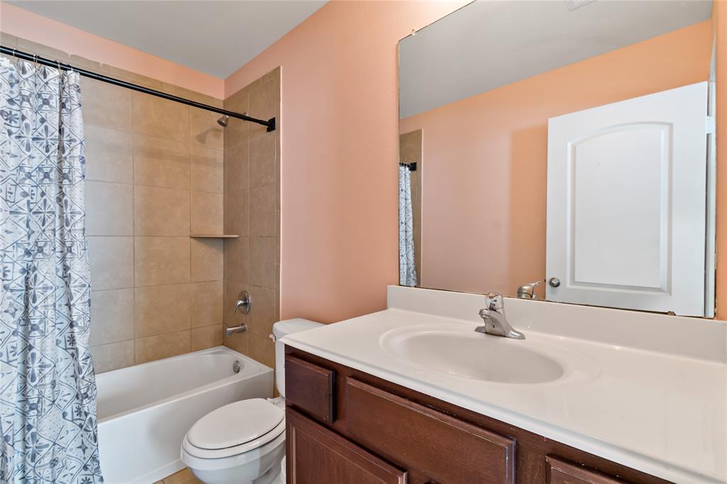 6418 Bolinas Court, Rosharon, Texas image 11