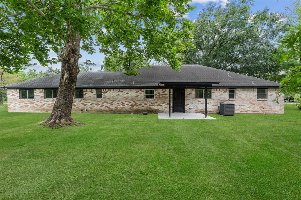 19302 Fisher Drive, Tomball, Texas image 35