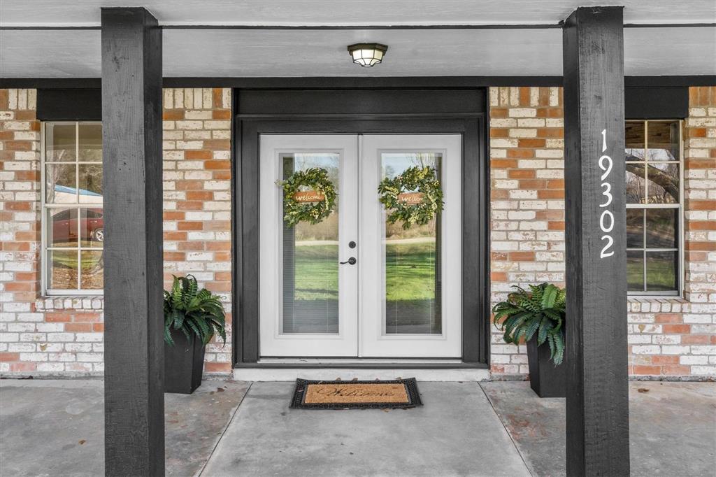 19302 Fisher Drive, Tomball, Texas image 6