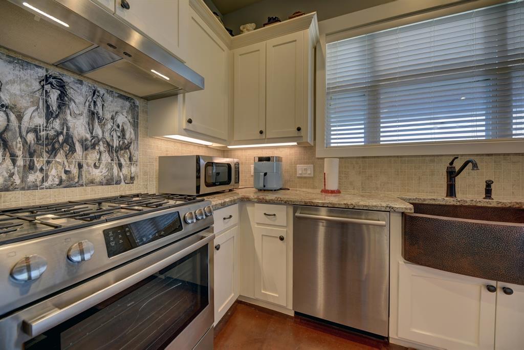 8437 Tottenham Road, Chappell Hill, Texas image 13