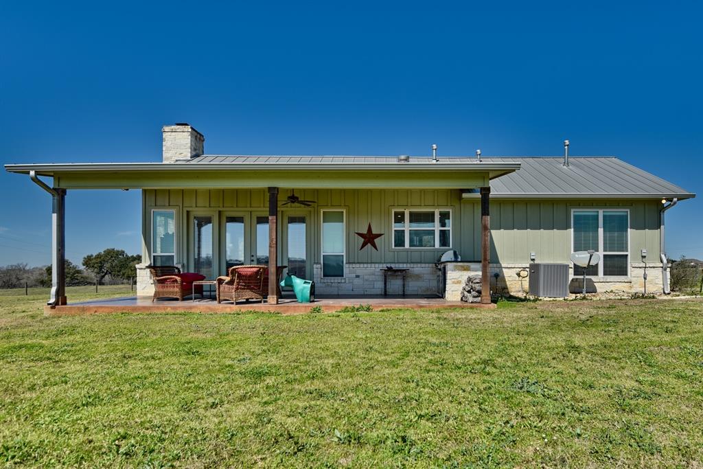 8437 Tottenham Road, Chappell Hill, Texas image 2