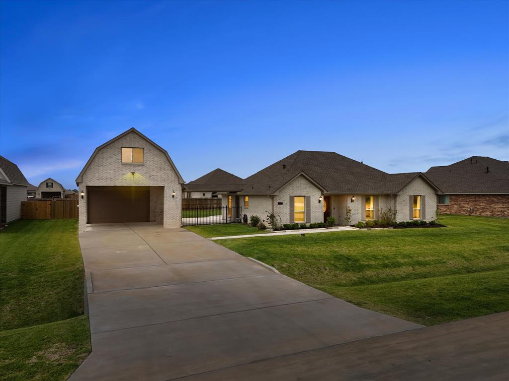 2114 Yarnell Road, Dickinson, Texas image 1